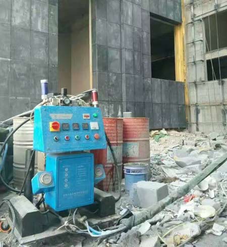 外牆保溫噴塗機施工多少錢一平方