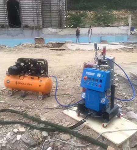 Q2600聚氨酯噴塗外牆保溫施工噴塗機