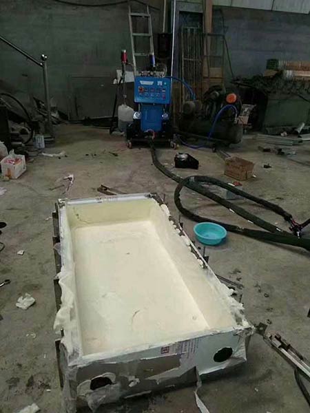 零下60度低溫實驗室保存箱聚氨酯噴塗